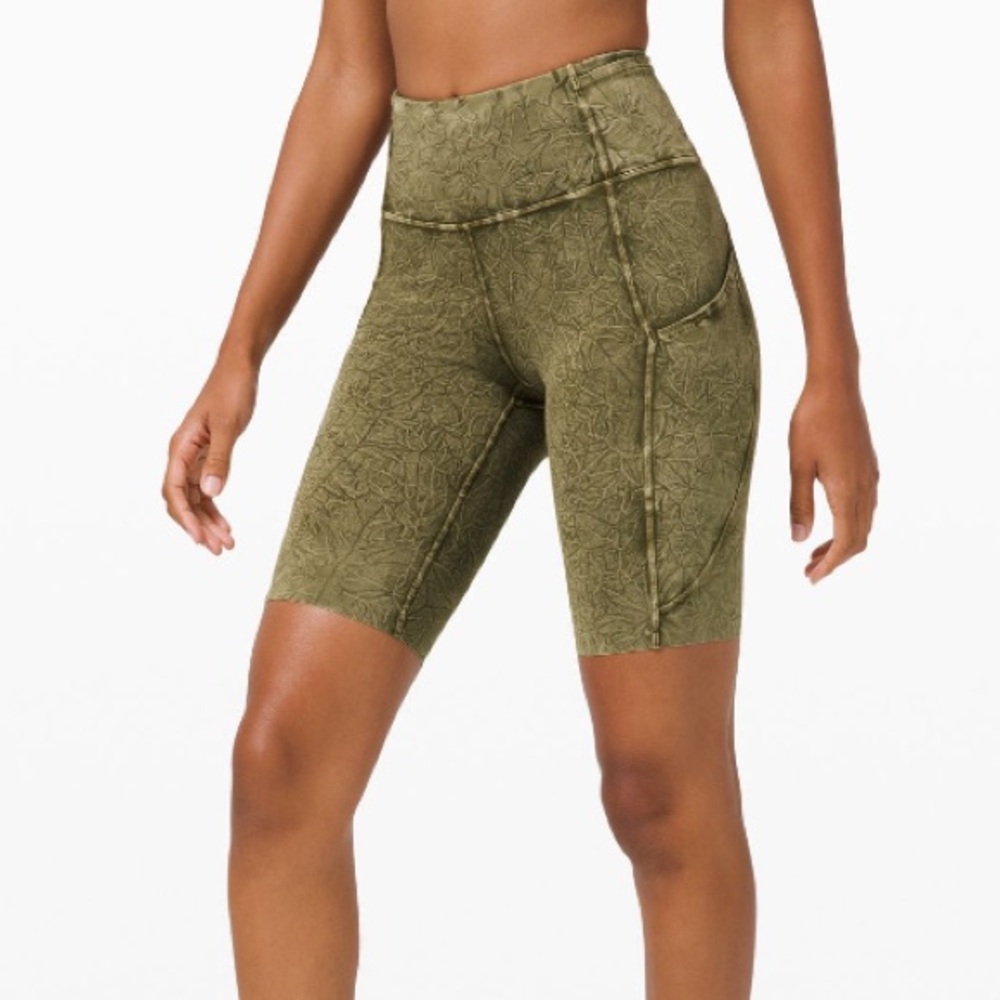 Lululemon Fast and Free High-Rise Short 10” *Ice Dye
